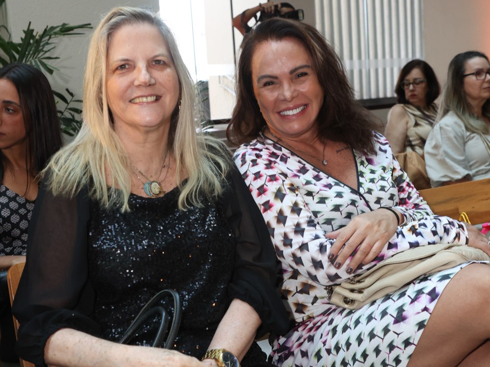 Maninha Barbosa E Cristina Mortagua