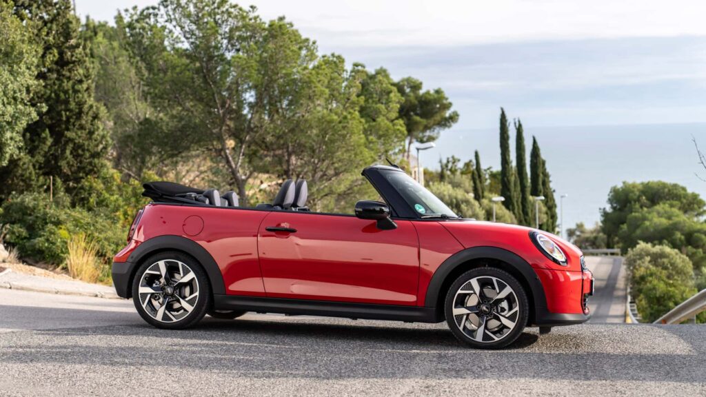 Nuova Mini Cabrio Cooper S La Prova Di Motor1.com (3)