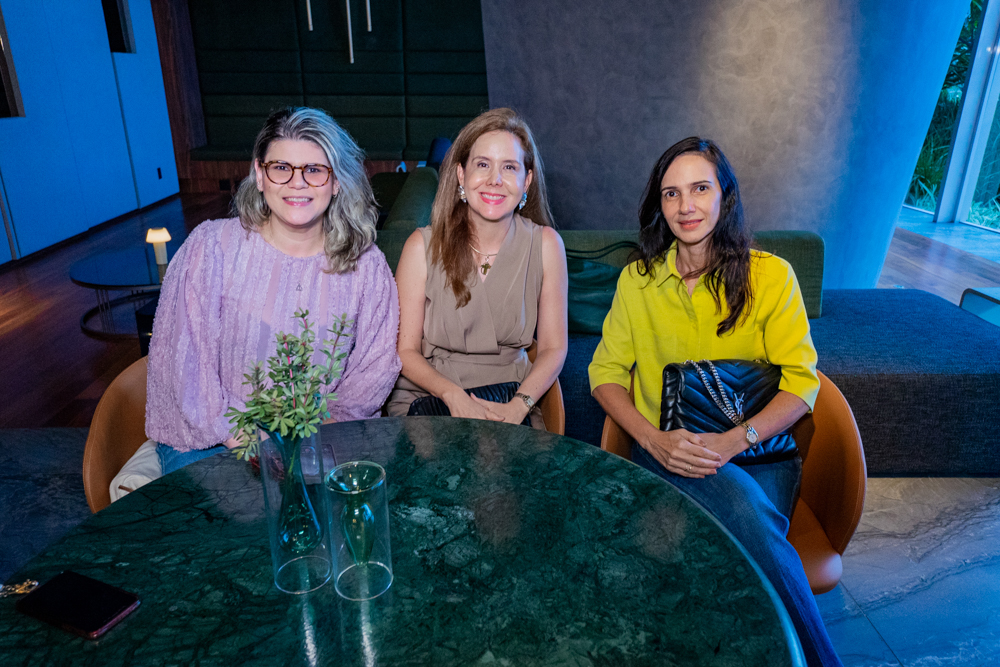 Paula Nobre E Rafaela Fujita E Dalma Carvalho