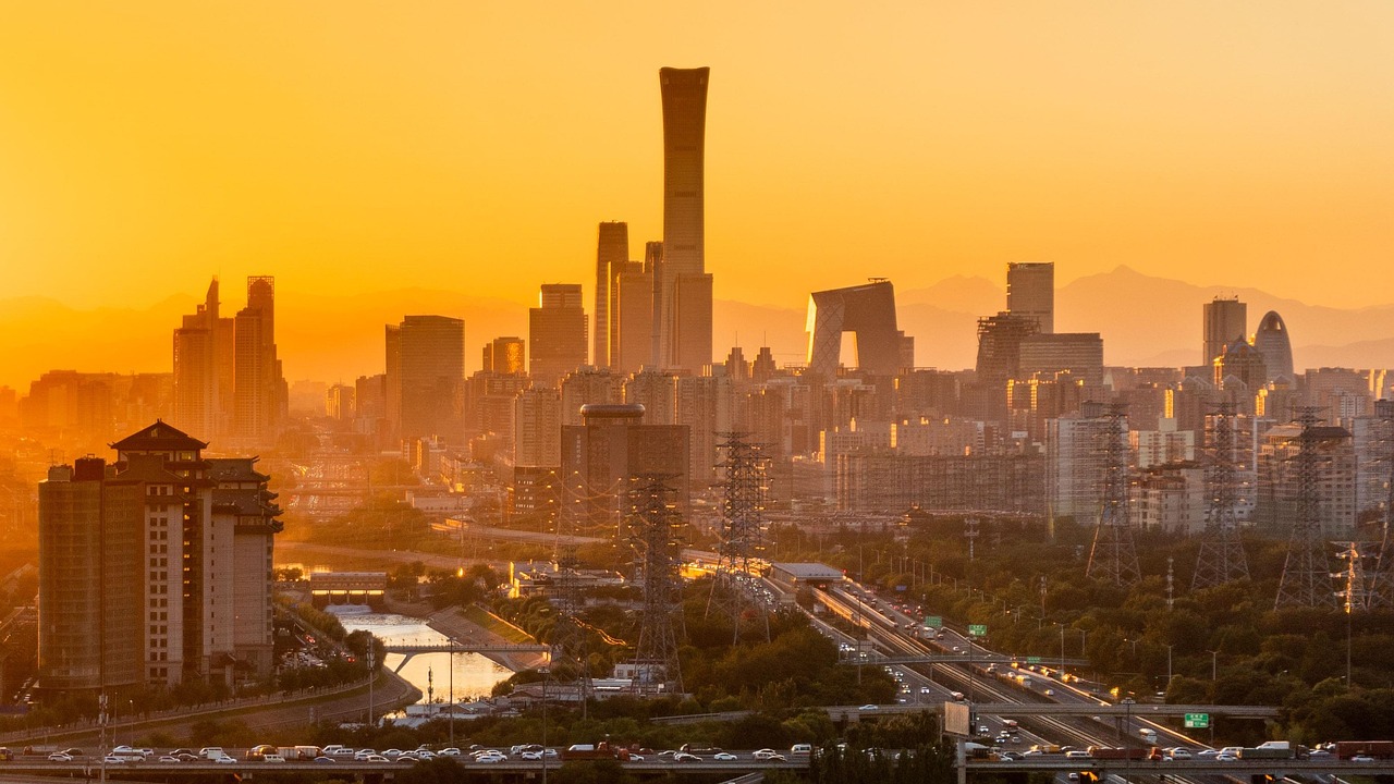 Mercados globais reagem a sinalização de diálogo entre China e EUA, mas incertezas persistem Mercados globais reagem a sinalização de diálogo entre China e EUA, mas incertezas persistem