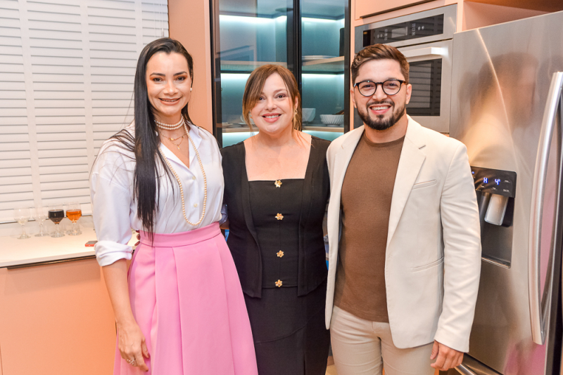Marketing imobiliário - Construtora Mota Machado recebe clientes em noite de ações de relacionamento e apresentação de projetos