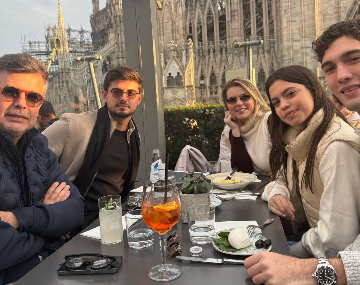 Alexandre Pereira celebra seus 50 anos com viagem em família pela Europa