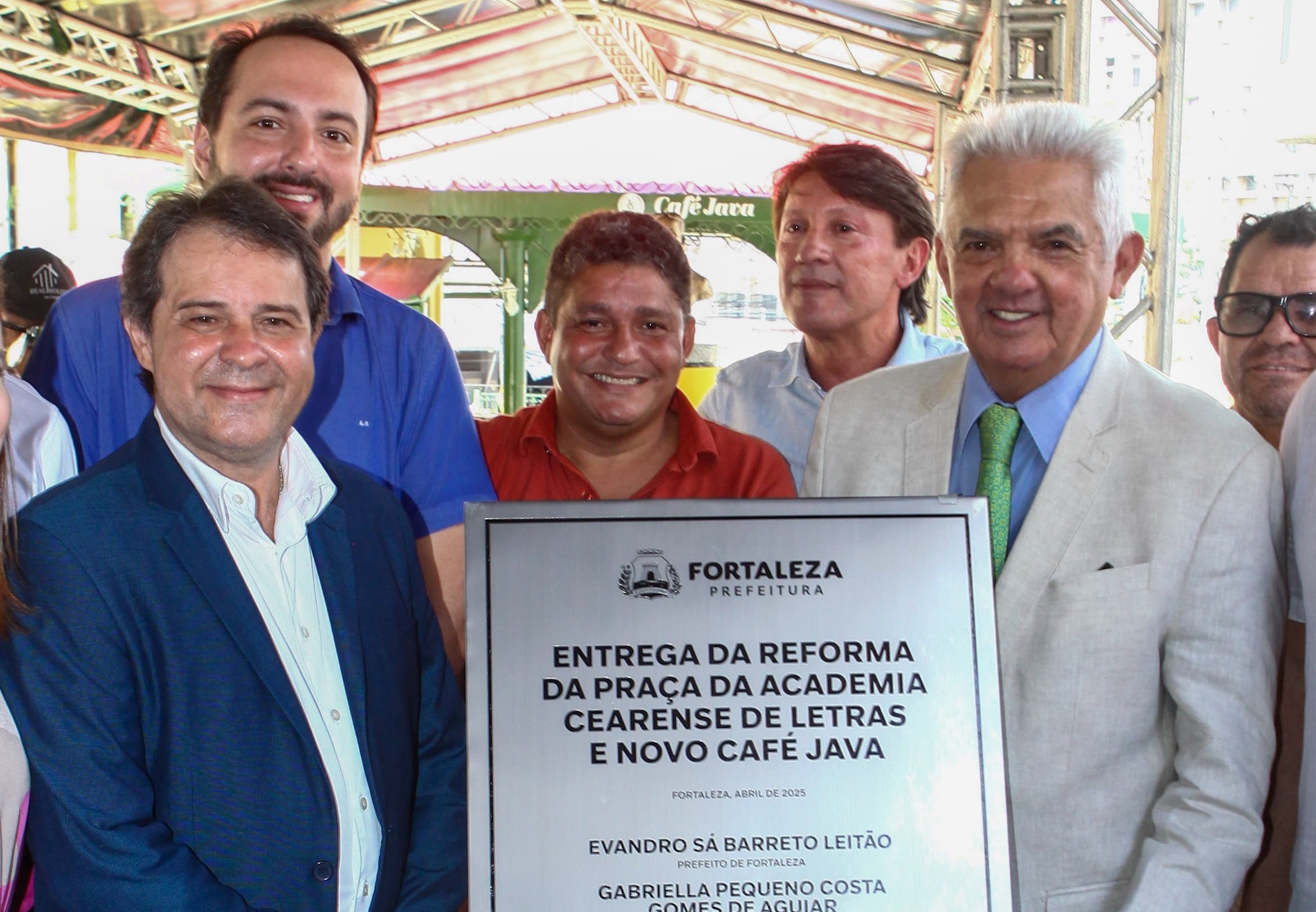 Prefeitura e ACL fortalecem cultura cearense com inauguração de novo espaço no Palácio da Luz Prefeitura e ACL fortalecem cultura cearense com inauguração de novo espaço no Palácio da Luz