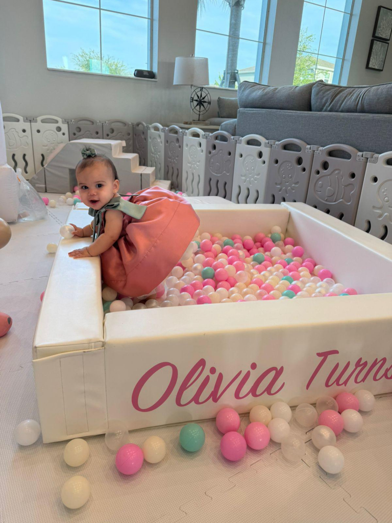 1 Ano De Olivia (3)