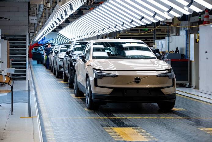 Carro premium elétrico mais vendido do Brasil, Volvo EX30 passa a ser fabricado na Bélgica