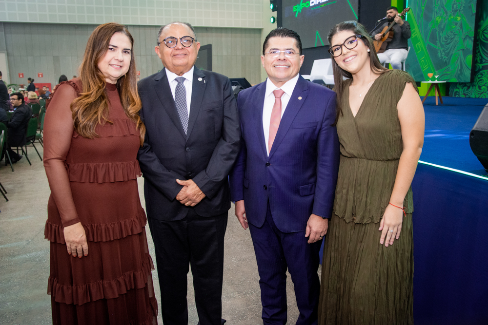 Ana Maysa, Teodoro Silva Santos, Valdetário Andrade Monteiro E Beatriz Andrade