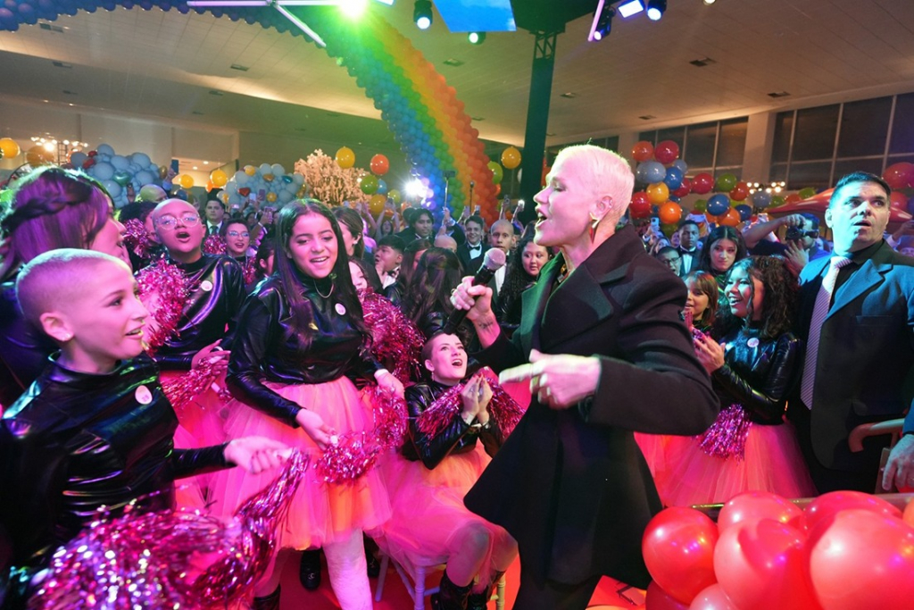 Baile De Debutantes Fadas Madrinhas No Ha Hospital De Amor De Barretos (4)