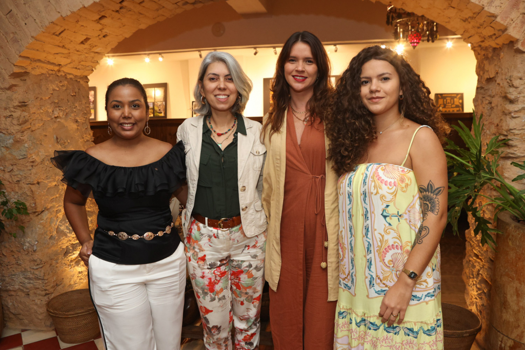 Camilla Oliveira, Marcela Soares, Jeannine Crepon E Mariane Raposo