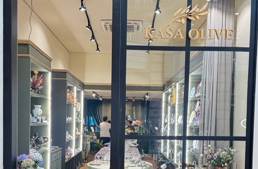 Kasa Olive recebe convidados em tarde dedicada à arte da mesa-posta em Fortaleza