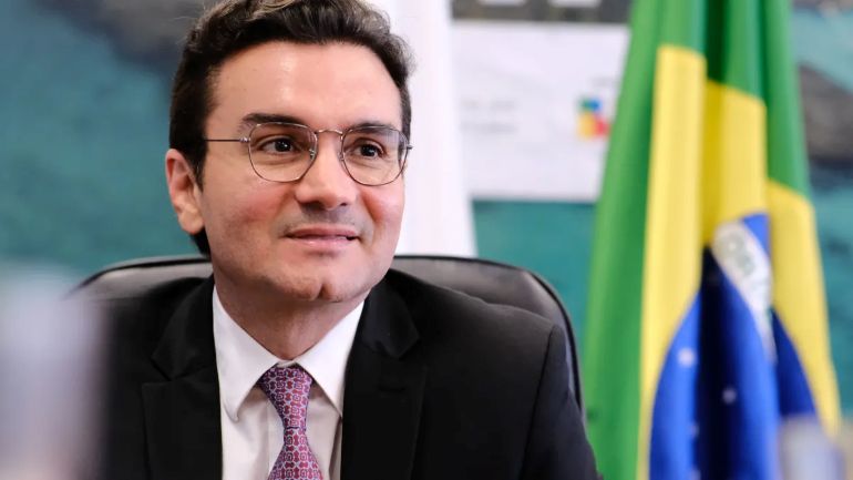 Governo avalia criação de companhia aérea estatal no Nordeste