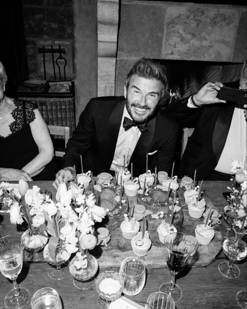 Creating Special Memories With Family And Friends. We Love You All @romeobeckham @cruzbeckham #harperseven Xx (5)