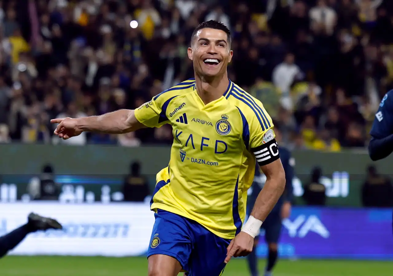 Cristiano Ronaldo lidera lista da Forbes 2025 com os atletas mais bem pagos