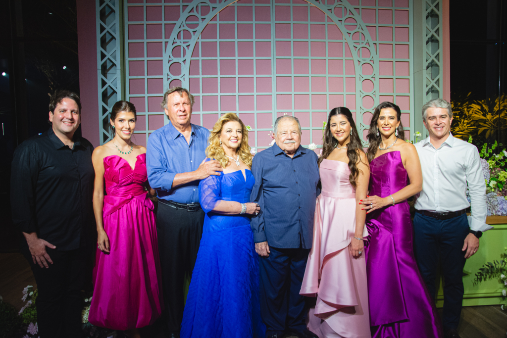 Daniel Simoes, Flavia Simoes, Jose Simoes, Jacqueline Simoes, Deib Otoch, Katherine Otoch, Vivian Barbosa E Ronaldo Barbosa