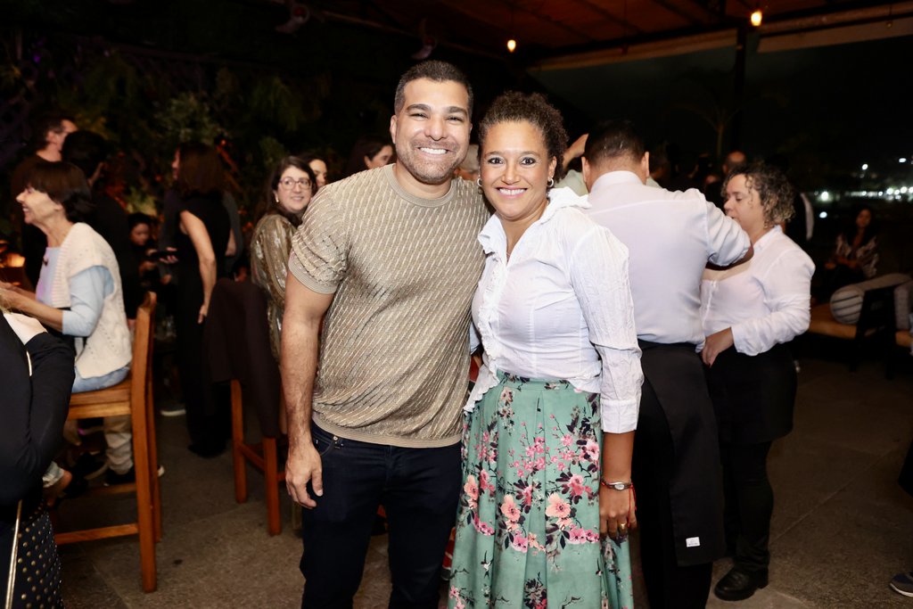 Ed Sarmanho E Rachel Henriques