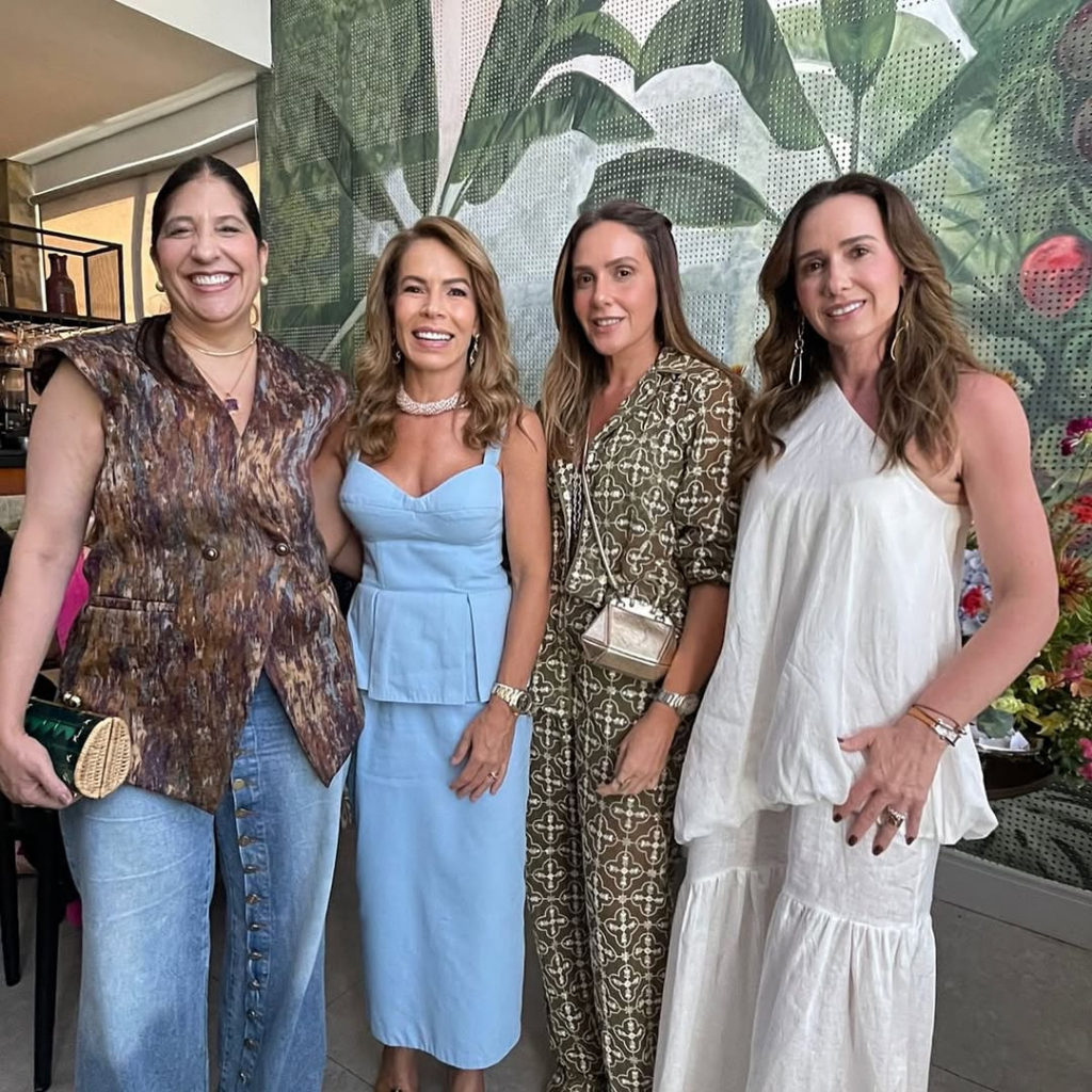 Elisa Oliveira, Maira Silva, Renata Oliveira E Roberta Nogueira