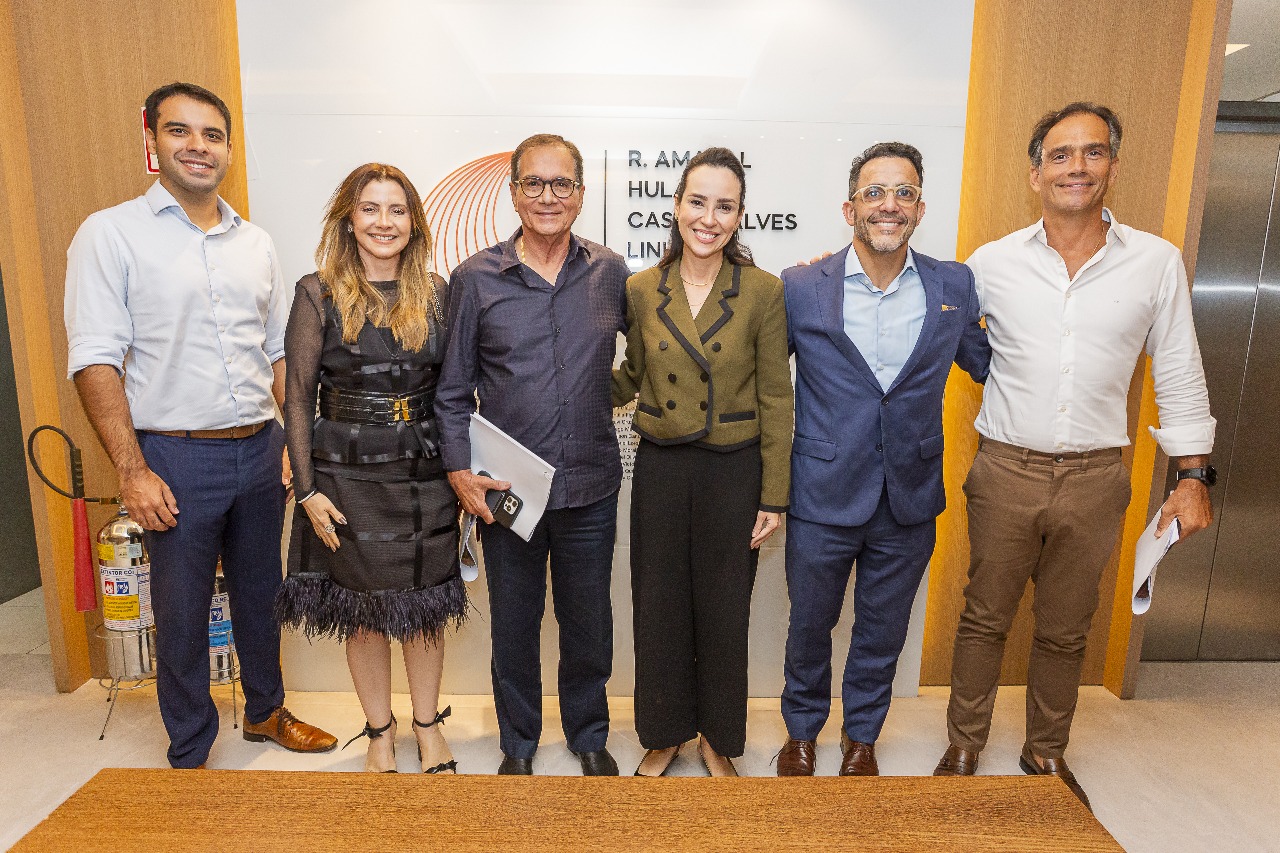 Emília Buarque, R. Amaral, Beto,