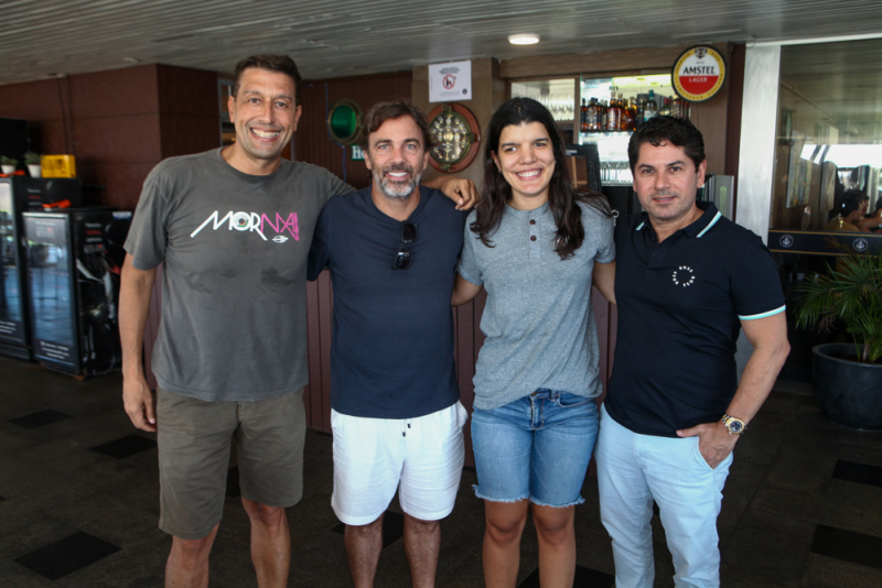 Point Badalado - Fim de semana intenso no Iate Clube de Fortaleza com regatas, elenco teatral e música ao vivo