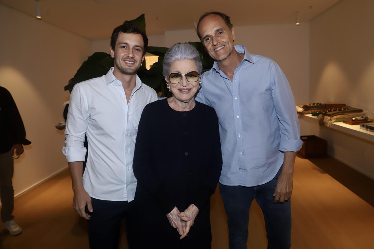 Guilherme Castello Branco inaugura showroom da Jequitibá em São Paulo