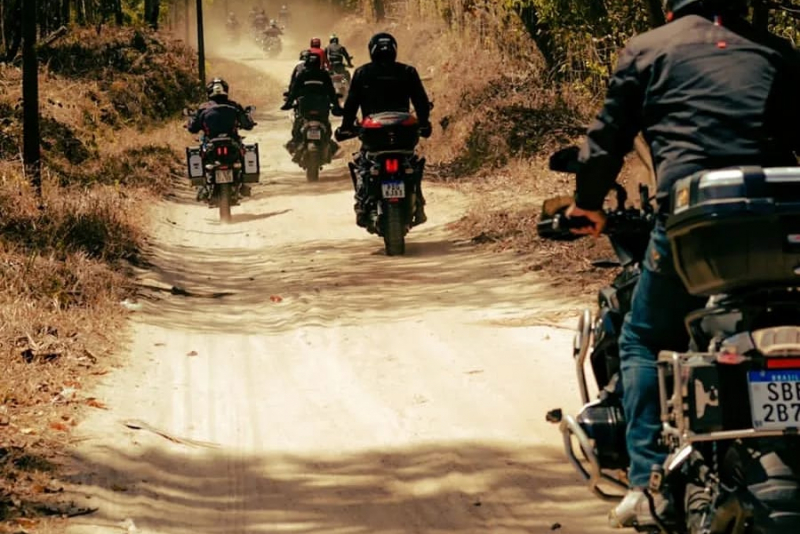 BMW Haus oferta curso para quem tem moto Bigtrail e está aberto para outras marcas