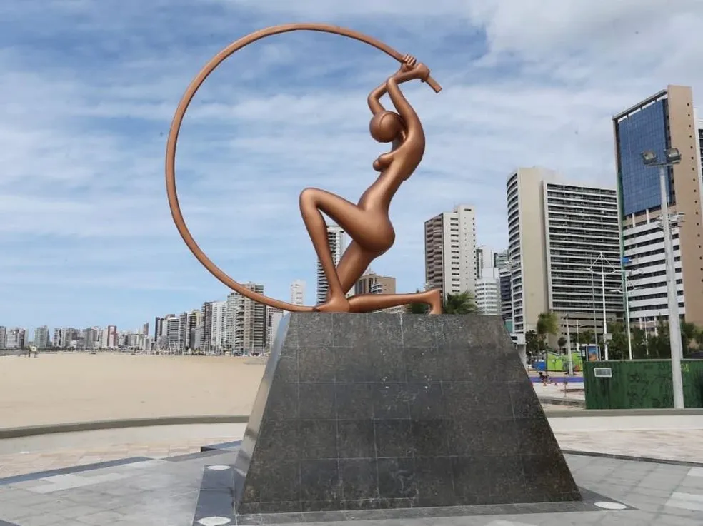 Prefeitura de Fortaleza anuncia programação cultural gratuita nos 100 anos da Praia de Iracema