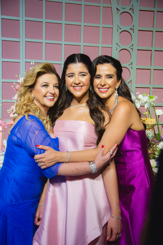 Jacqueline Simoes, Katherine Otoch E Vivian Barbosa