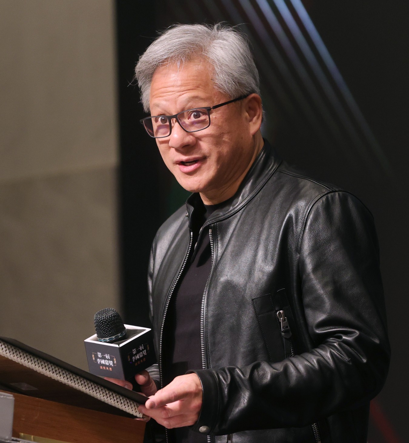 CEO da Nvidia planeja venda de US$ 800 milhões em ações em 2025
