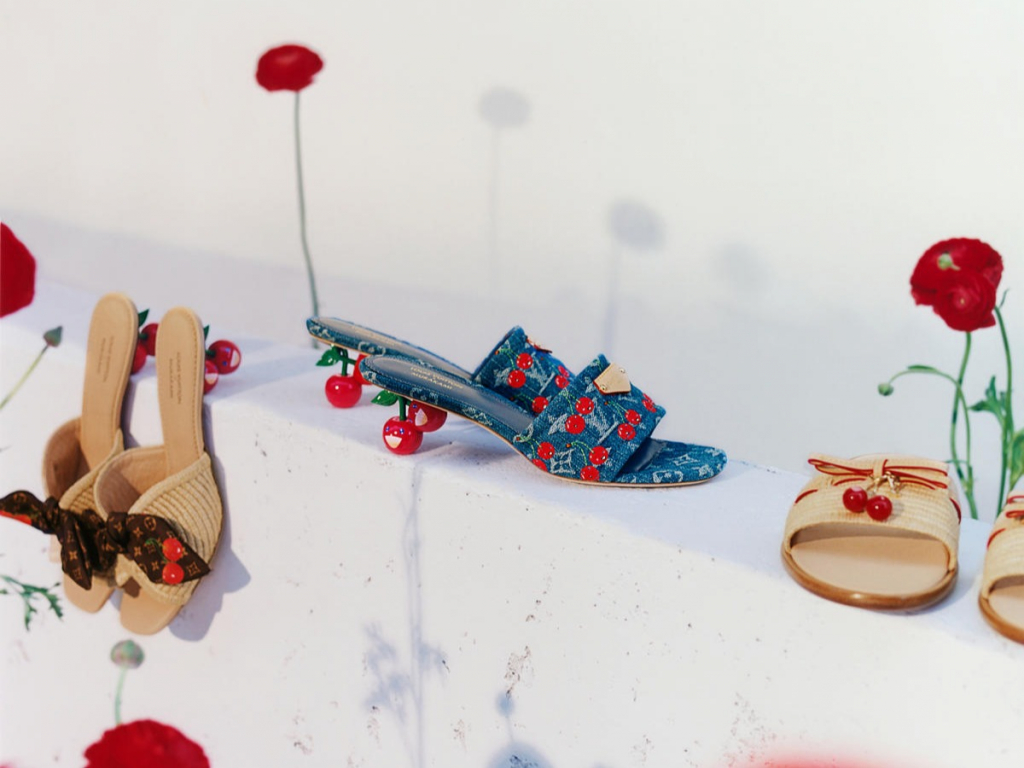 Louis Vuitton X Murakami Chapter 3 (2)