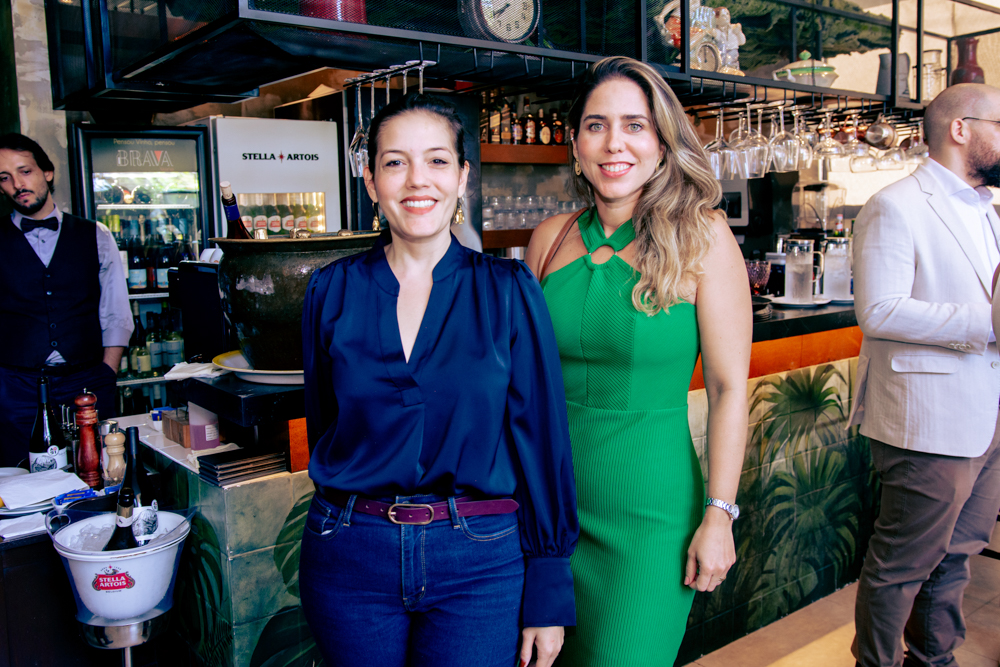 Luana Arruda E Rebecca Bastos (1)