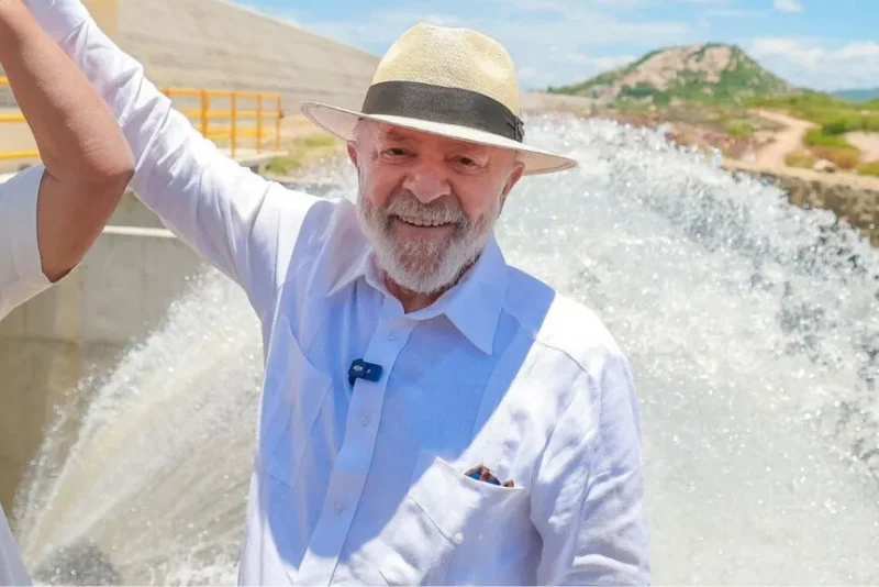 Em visita ao Ceará, Lula adota silêncio sobre operação da PF contra Bolsonaro