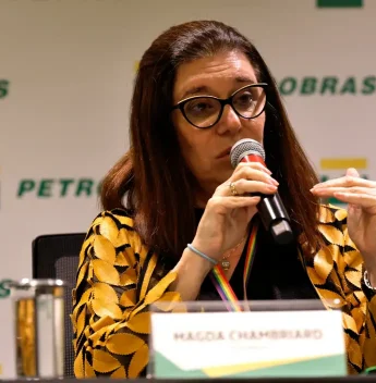 Petrobras compra 42,5% de bloco de exploração de petróleo na Namíbia