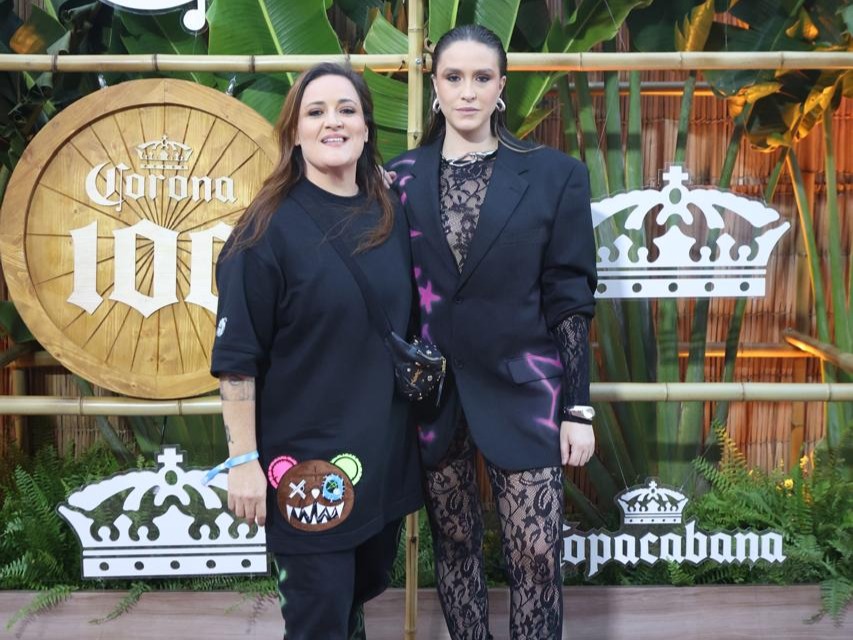Mariana Navarro E Ju Amaral