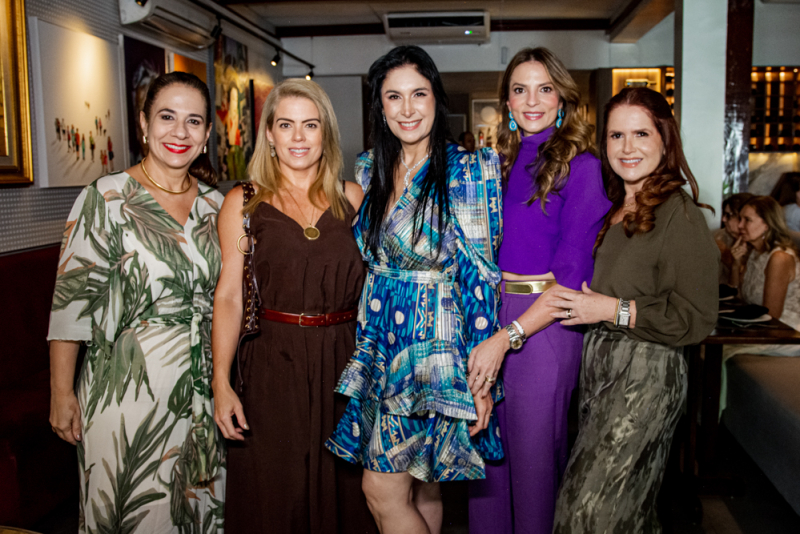 Sessão Bday - Tarde de encontros marca aniversário de Fernanda Sousa em Fortaleza