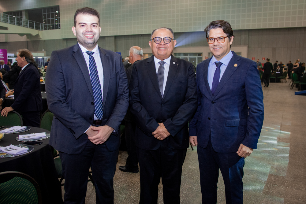 Matheus Teodoro, Teodoro Silva Santos E Leonardo Carvalho