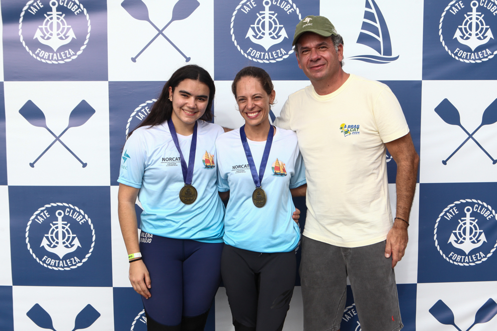 Milena Araújo, Isabele Crispim E Robert Bezerra (7)