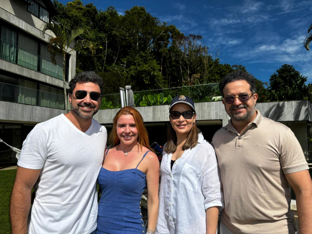 Nívea Bordin, Roberto Chacur, Manoela Crisóstomo E Márcio Crisóstomo