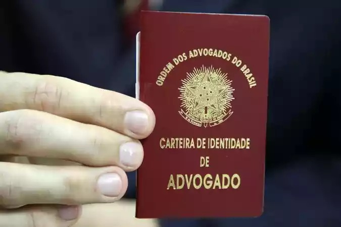 Para concorrer a tribunais, advogado deve ter 5 anos de OAB local, diz STF