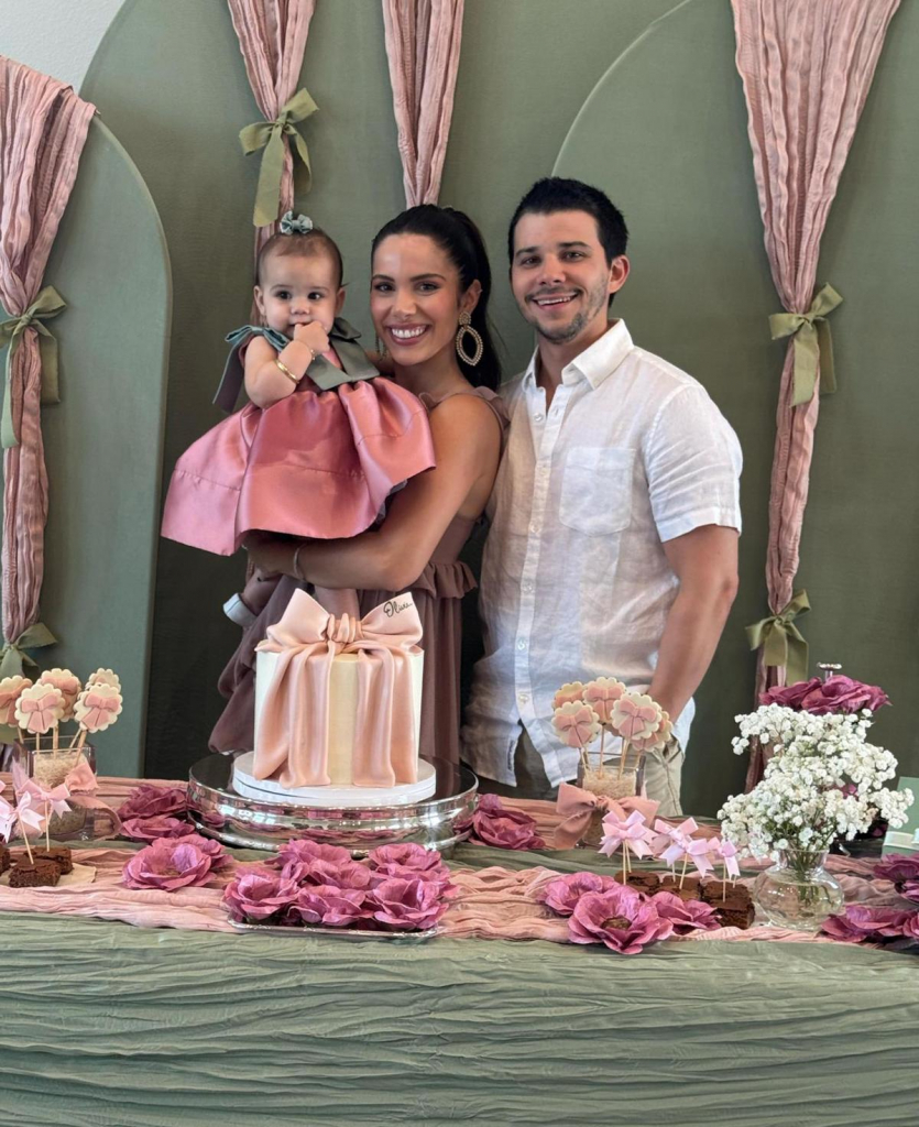 Olivia, Nicole Vasconcelos E Pedro Paulo Carapeba