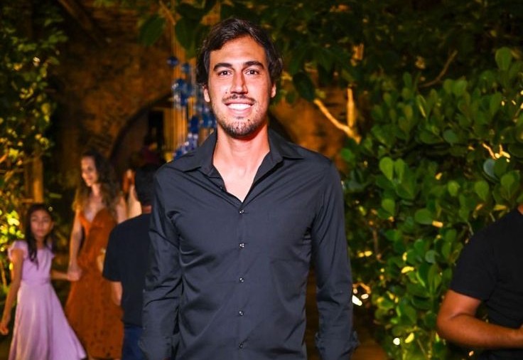 SALVADOR - Com 500 convidados, festa no Restaurante Amado marca os 70 anos do chef Edinho Engel