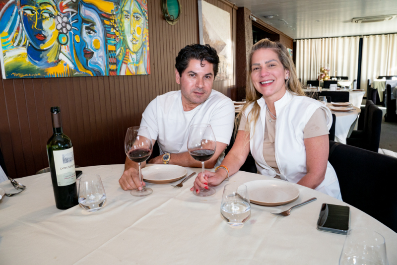 Chill time - Feriado movimenta o Iate Clube de Fortaleza com música e vibe de verão