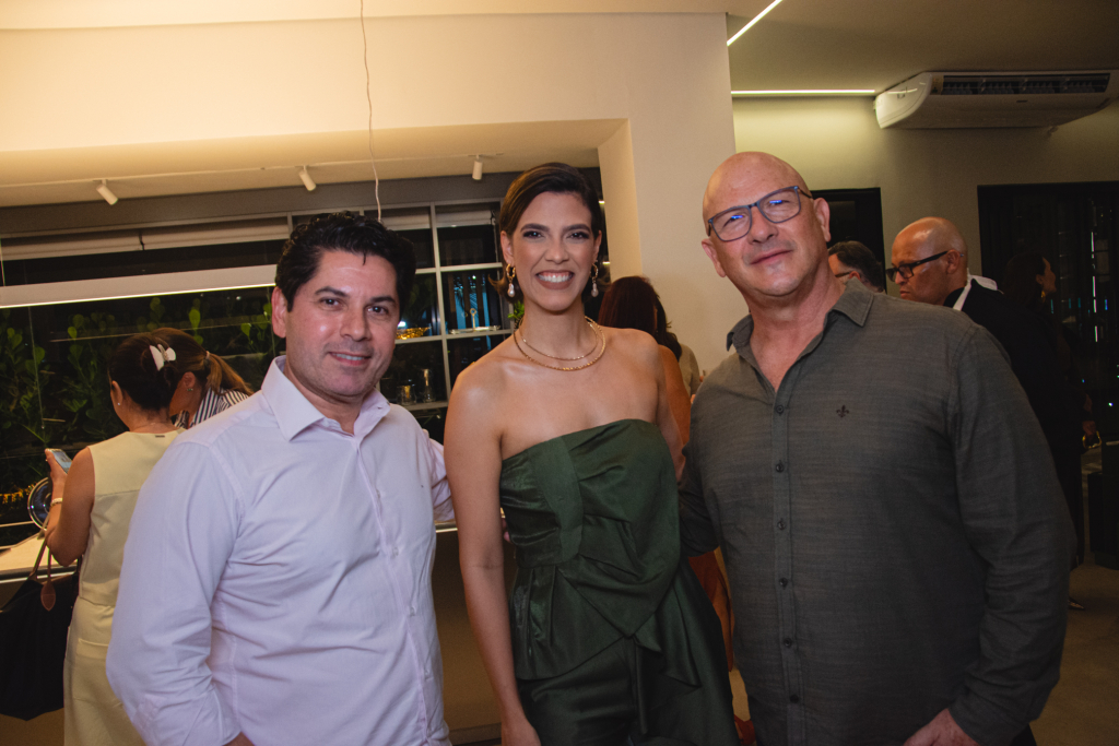 Pompeu Vasconcelos, Emily Sampaio E Claudio Canali