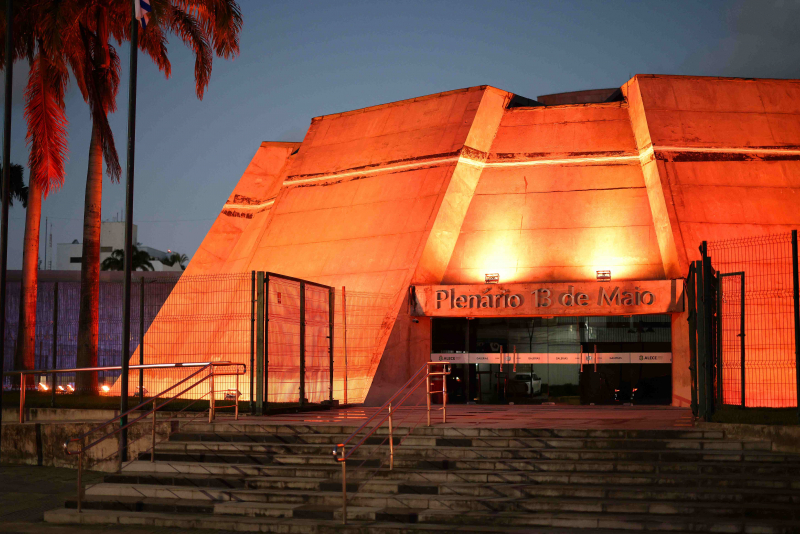 Prédio Da Alece Maio Laranja Foto Marcos Moura
