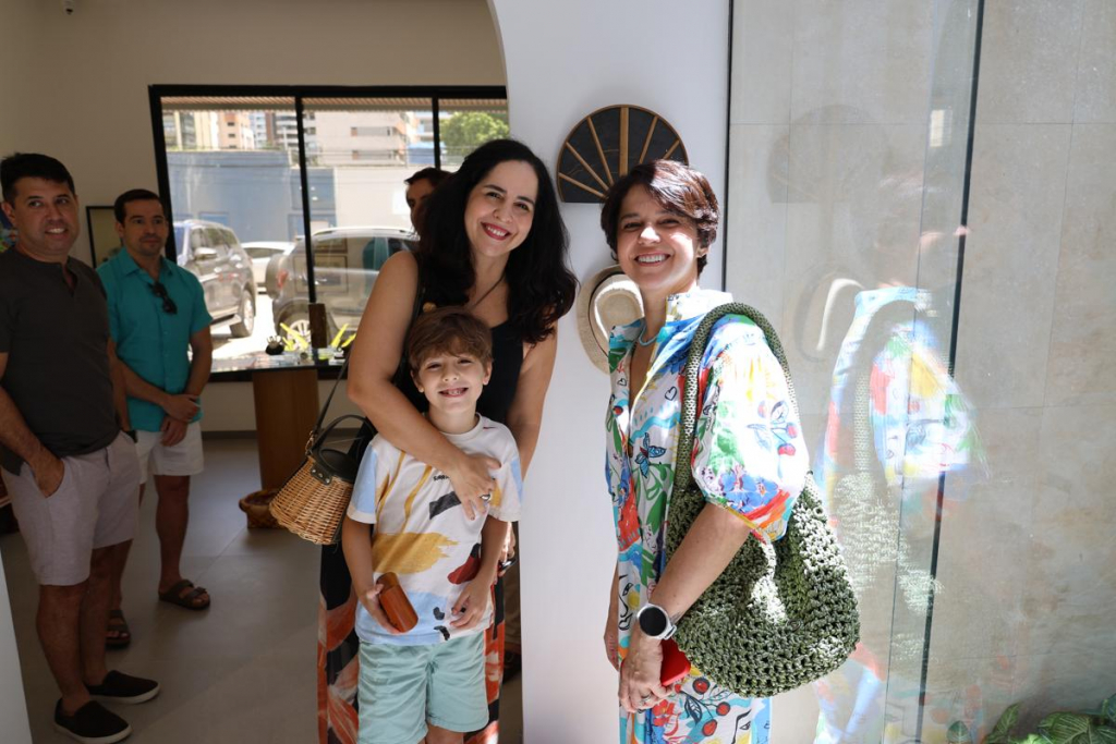 
				Rafael E Camila Fiuza Com Fernanda Teles
				