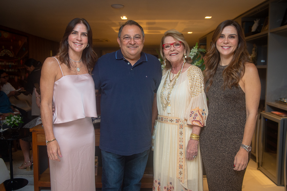 Raquel Jucá, Moacir Maia, Bia E Lara Jucá