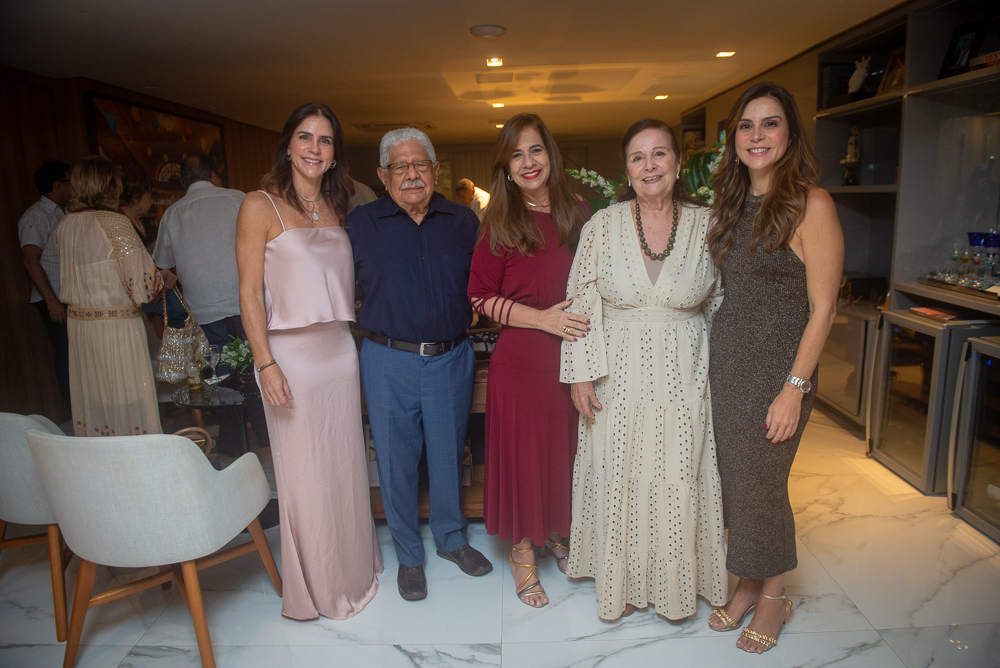 Raquel Jucá, Paulo Elpídio, Martinha Assunção, Ster Weyne E Lara Jucá (2)