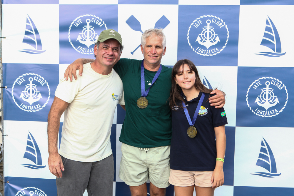 Robert Bezerra, Andre E Sofia Montenegro (6)