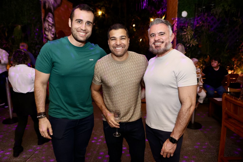 Rodrigo Oliveira, Ed Sarmanho E Gustavo Advincula