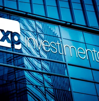 XP encerra 1º trimestre de 2025 com lucro de R$ 1,24 bi e aumento de 7% na receita