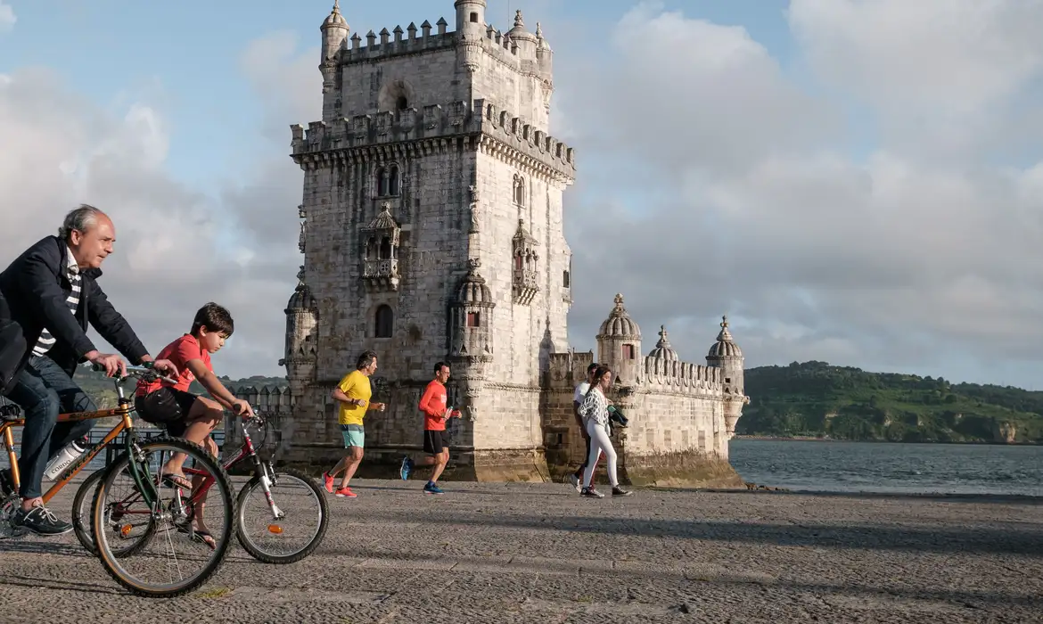 Portugal nega pedidos de residência e exige saída voluntária de quase 5.400 brasileiros