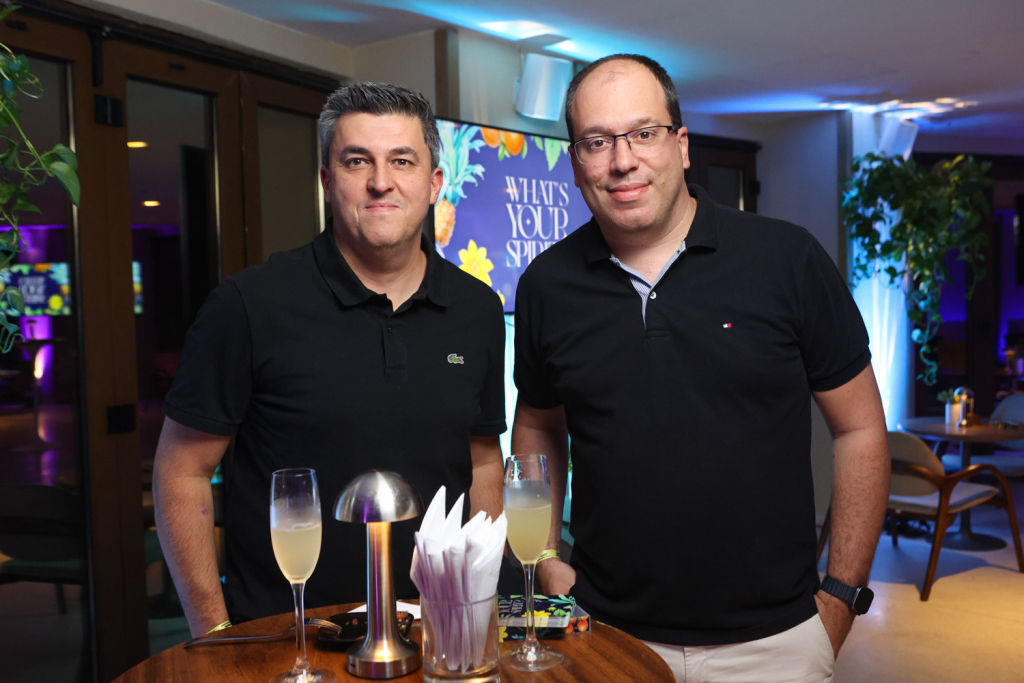 Alisson Maia E Sidnei Lazari