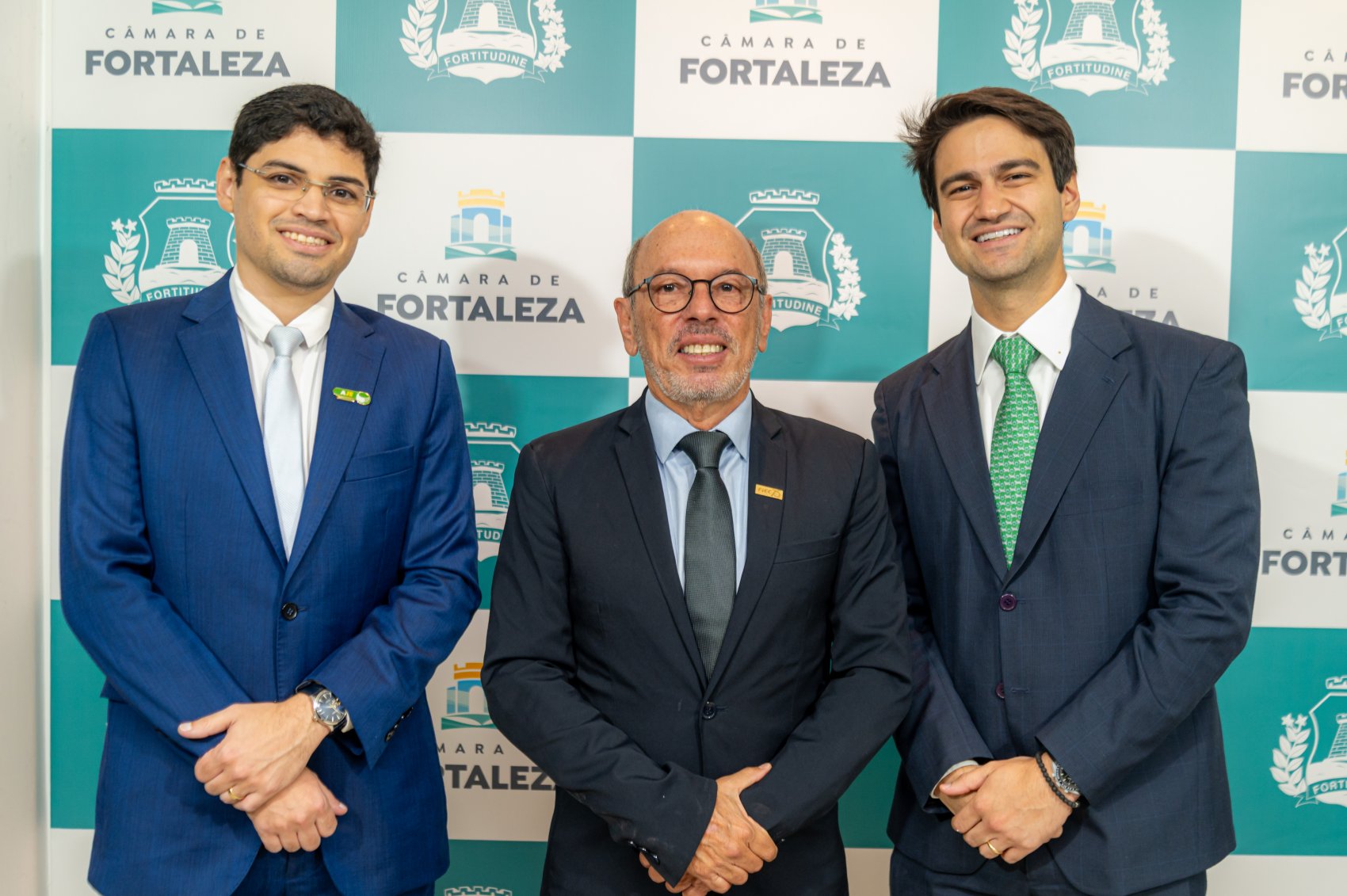 FIEC é homenageada em sessão solene de comemoração dos 36 anos da AJE na Câmara Municipal